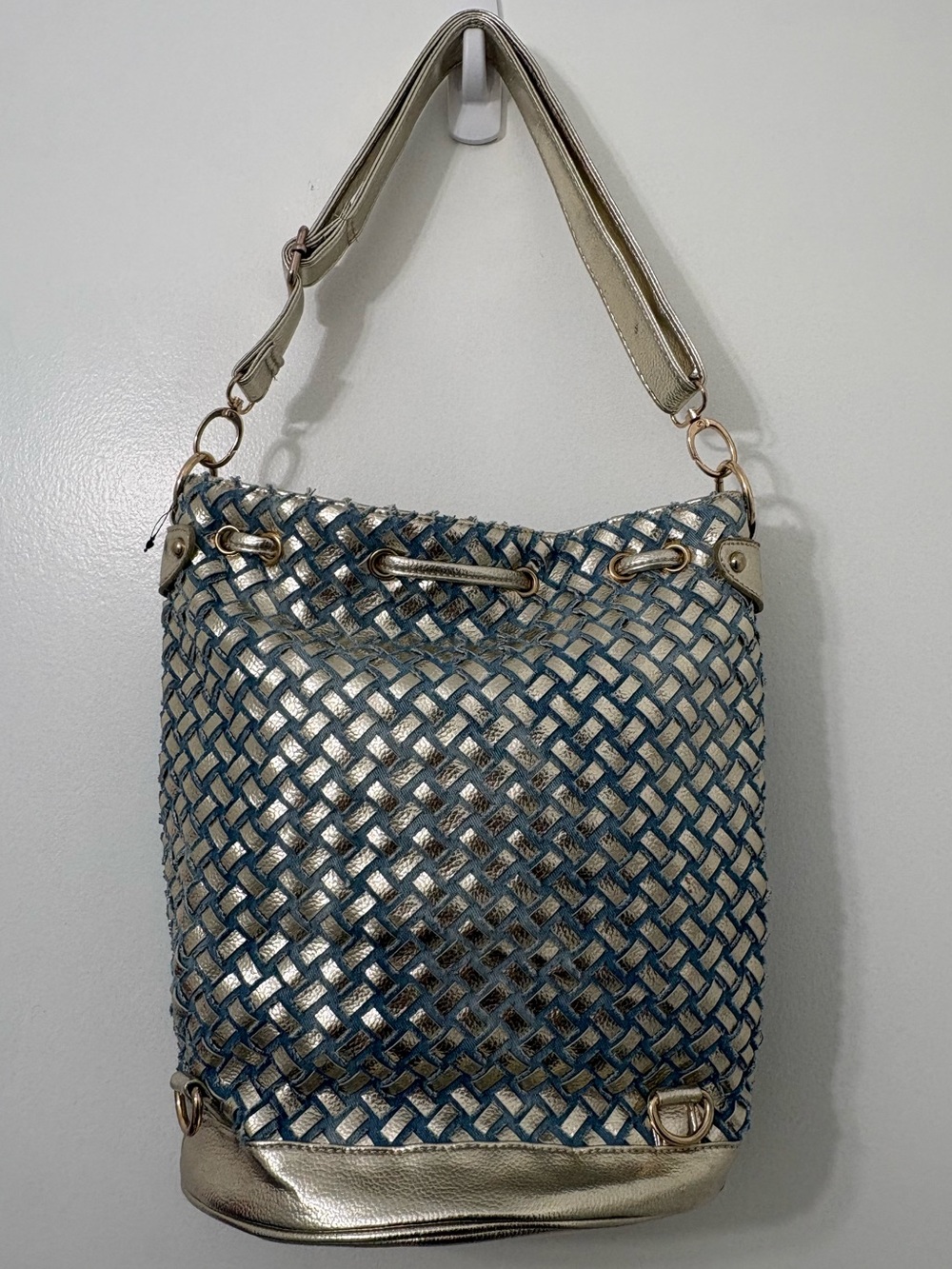 Purse / Backpack Bag Light Blue Denim Gold Rhinestones Pockets Adjustable Straps - Picture 4 of 16